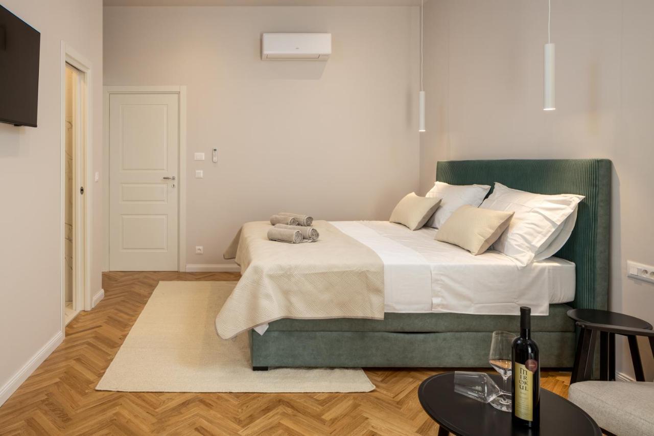 Boutique Lux Rooms Odello Split Old Town Bagian luar foto