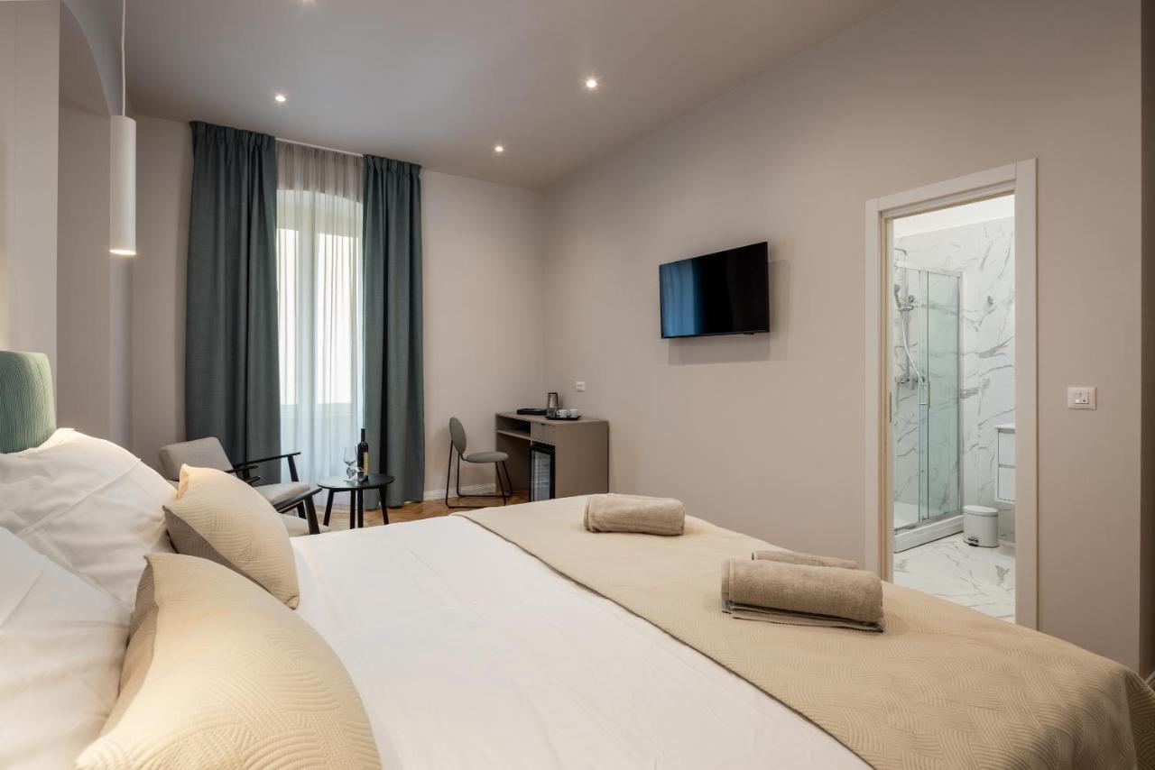 Boutique Lux Rooms Odello Split Old Town Bagian luar foto
