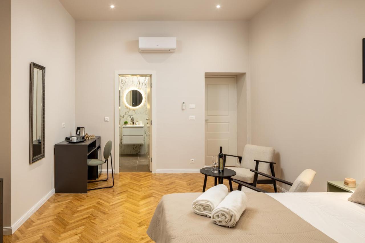 Boutique Lux Rooms Odello Split Old Town Bagian luar foto